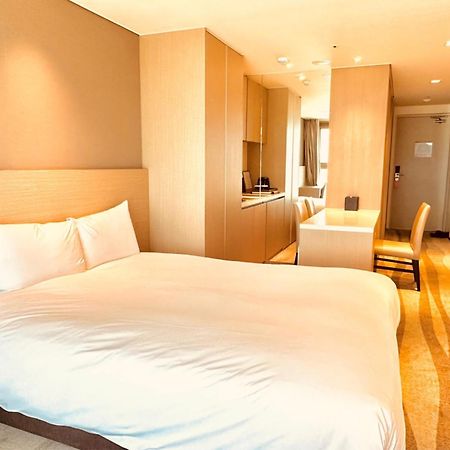Saint Beach Hotel Jeju Exterior photo